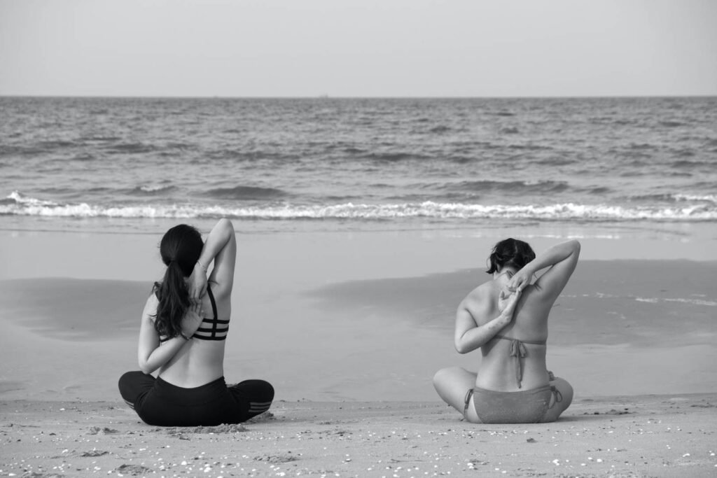 Yoga Beach Benefits, Techniques & Pictures