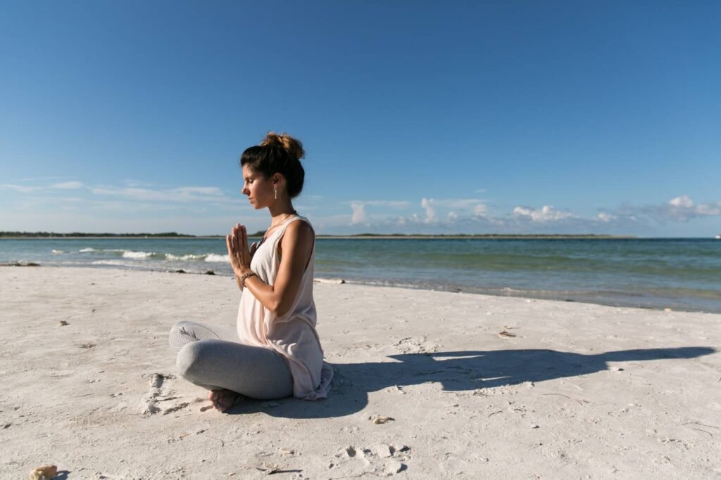 Yoga Beach Benefits, Techniques & Pictures